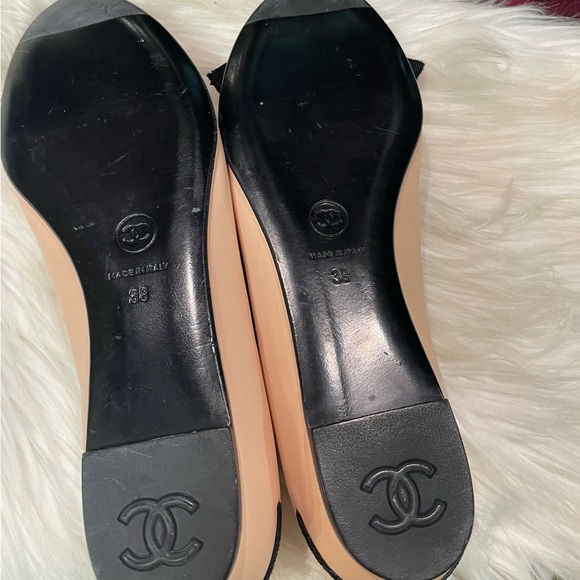 Authentic Chanel Slip on shoes in new condition no tags light pink with black. - Picture 6 of 6